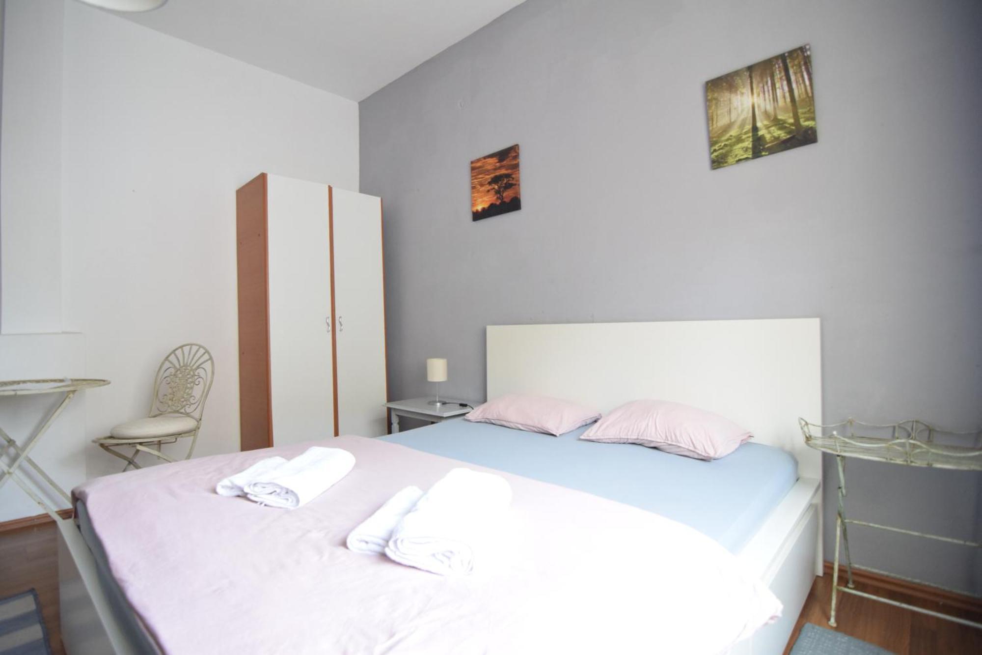 Studio Piata Rosetti Boekarest Buitenkant foto