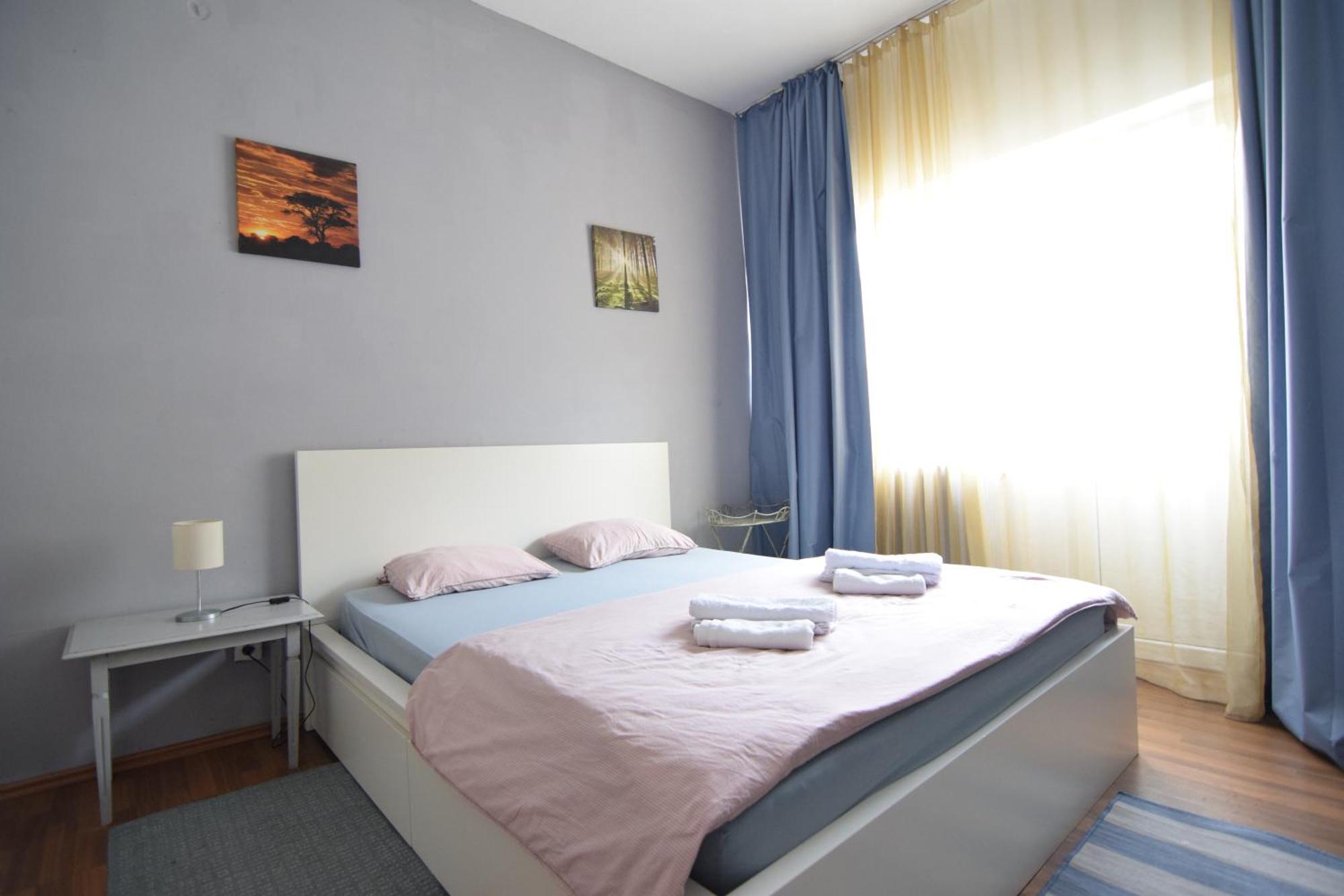 Studio Piata Rosetti Boekarest Buitenkant foto
